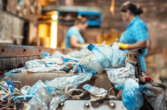 recycled plastic centre sorting