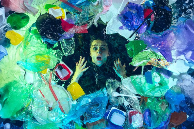 Global Policies Could Virtually Eliminate Plastic Pollution by 2040