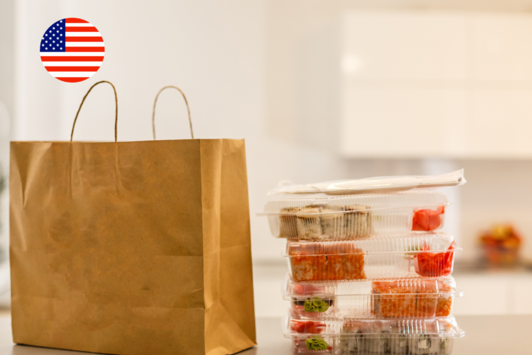 Stacked plastic food containers next to a paper bag with a US flag icon, illustrating the No Toxics in Food Packaging Act targeting PFAS, phthalates and BPA in food contact materials.